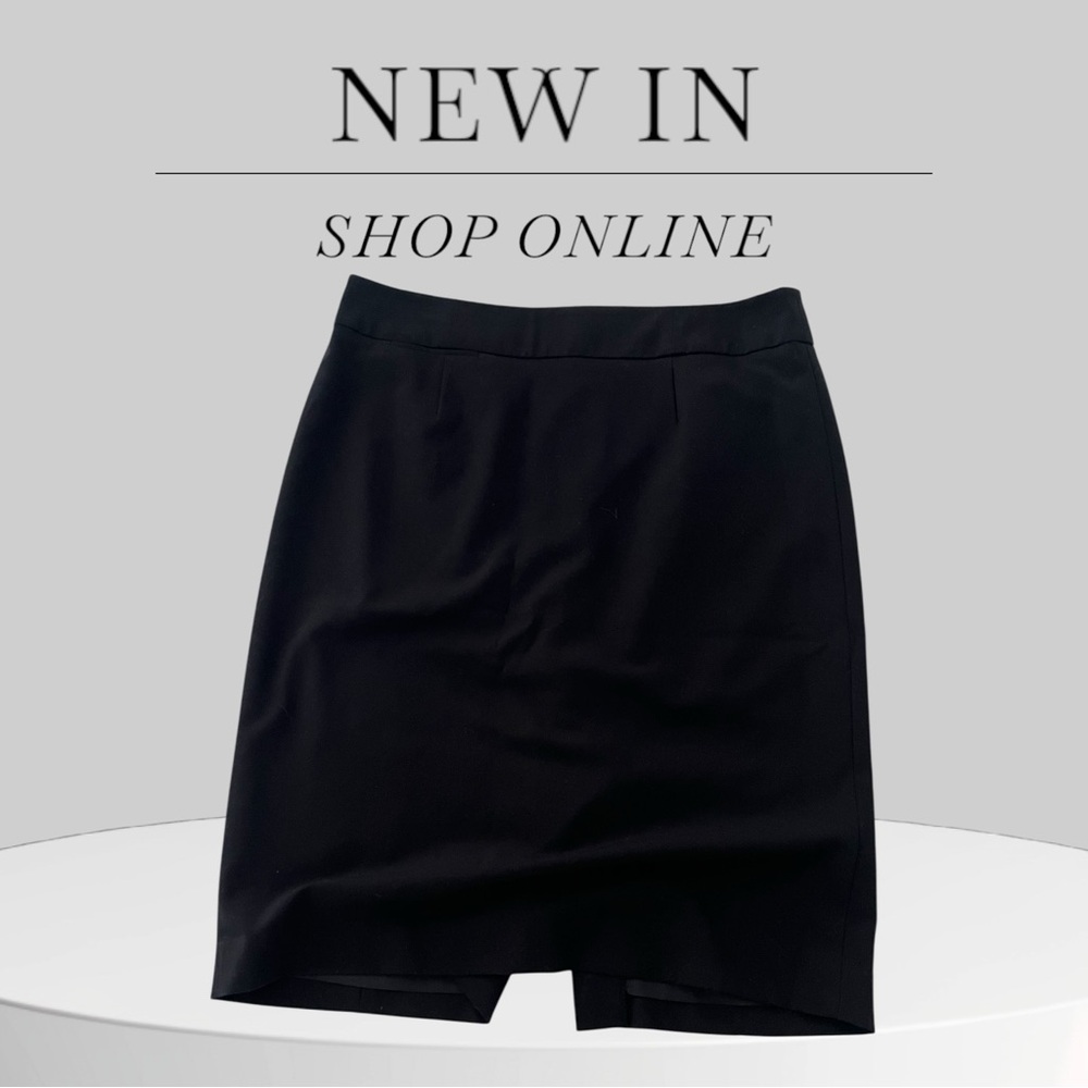 Calvin Klein Elegant Black Skirt Size 10 Pencil Skirt Fully Lined Zipper